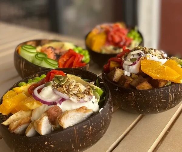 Bowlz Bowlz food, delicious salads in coconut shell bowls