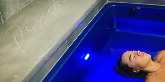 Pinch-salt-and-float-2-1200×600